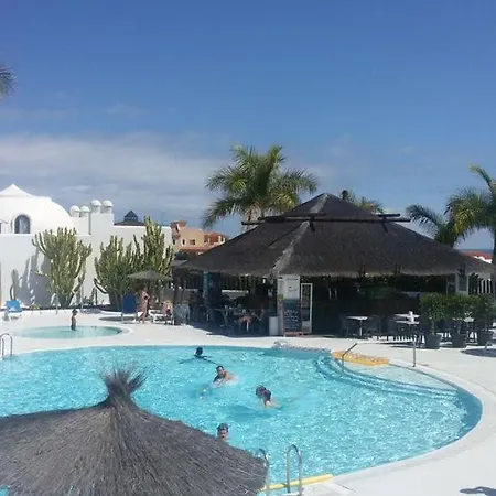 Costa Adeje Design Luxury 아파트호텔 *